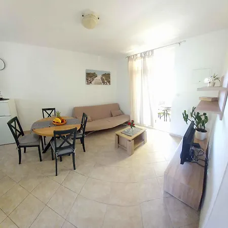 Via Apartment *
